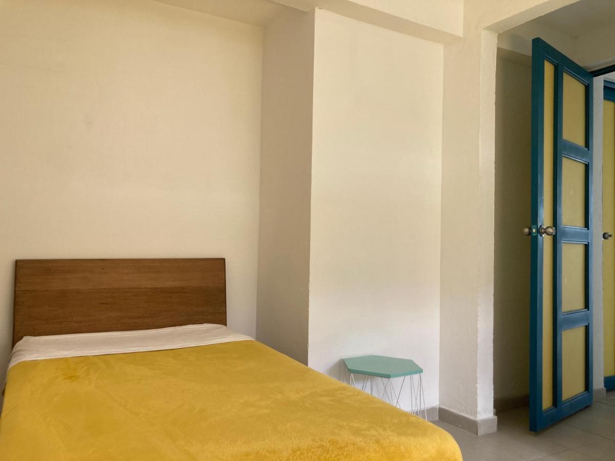 Hostal Casa Lantana La Candelaria Богота Екстер'єр фото