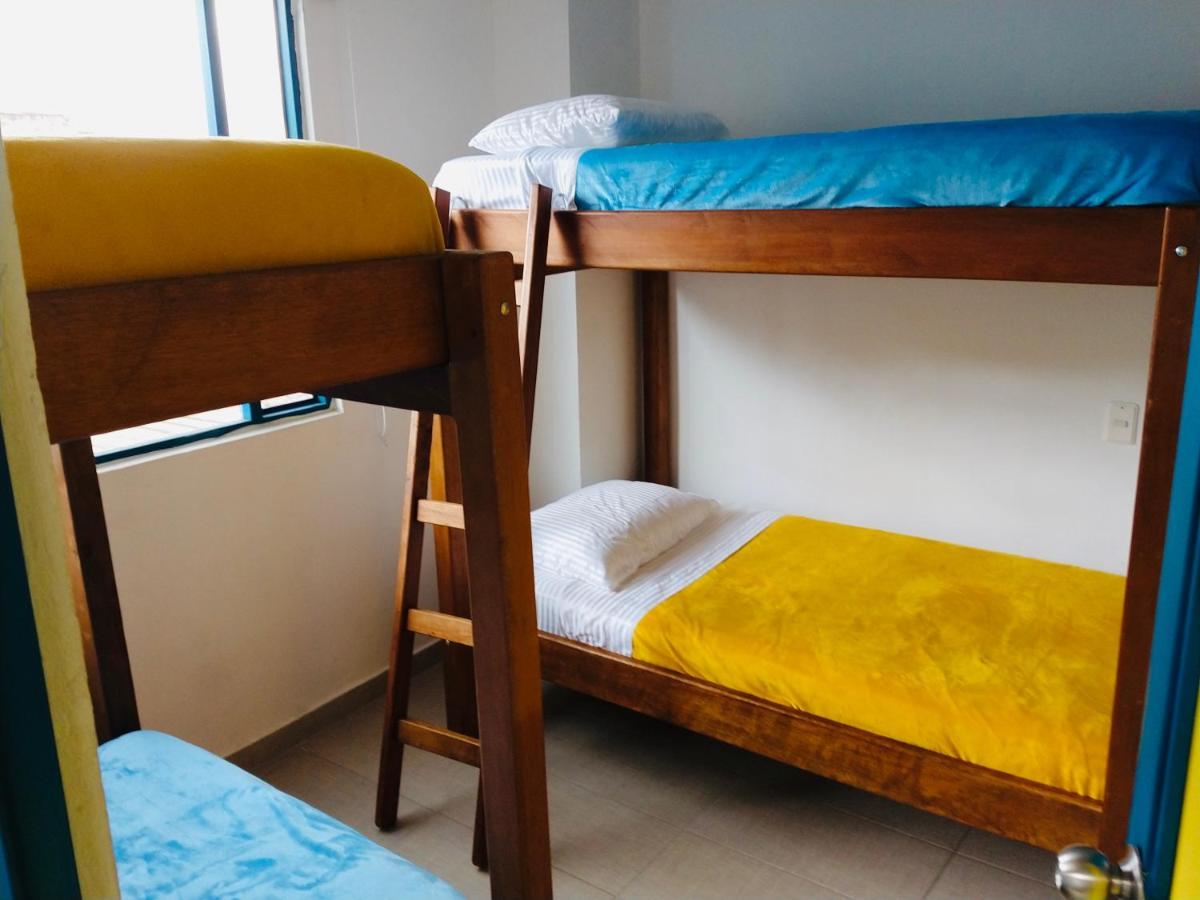 Hostal Casa Lantana La Candelaria Богота Екстер'єр фото
