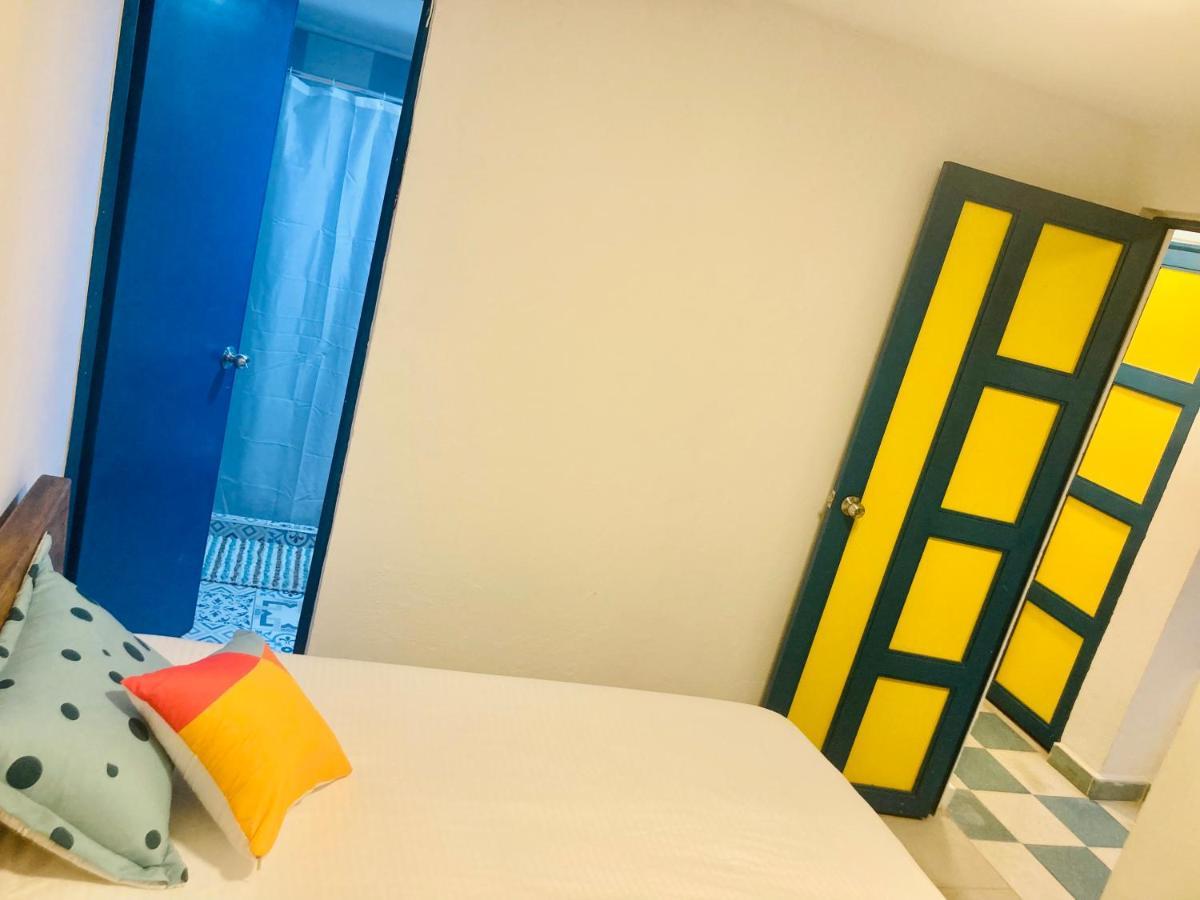 Hostal Casa Lantana La Candelaria Богота Екстер'єр фото