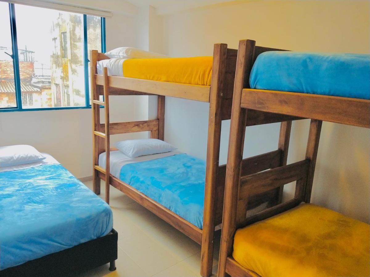 Hostal Casa Lantana La Candelaria Богота Екстер'єр фото