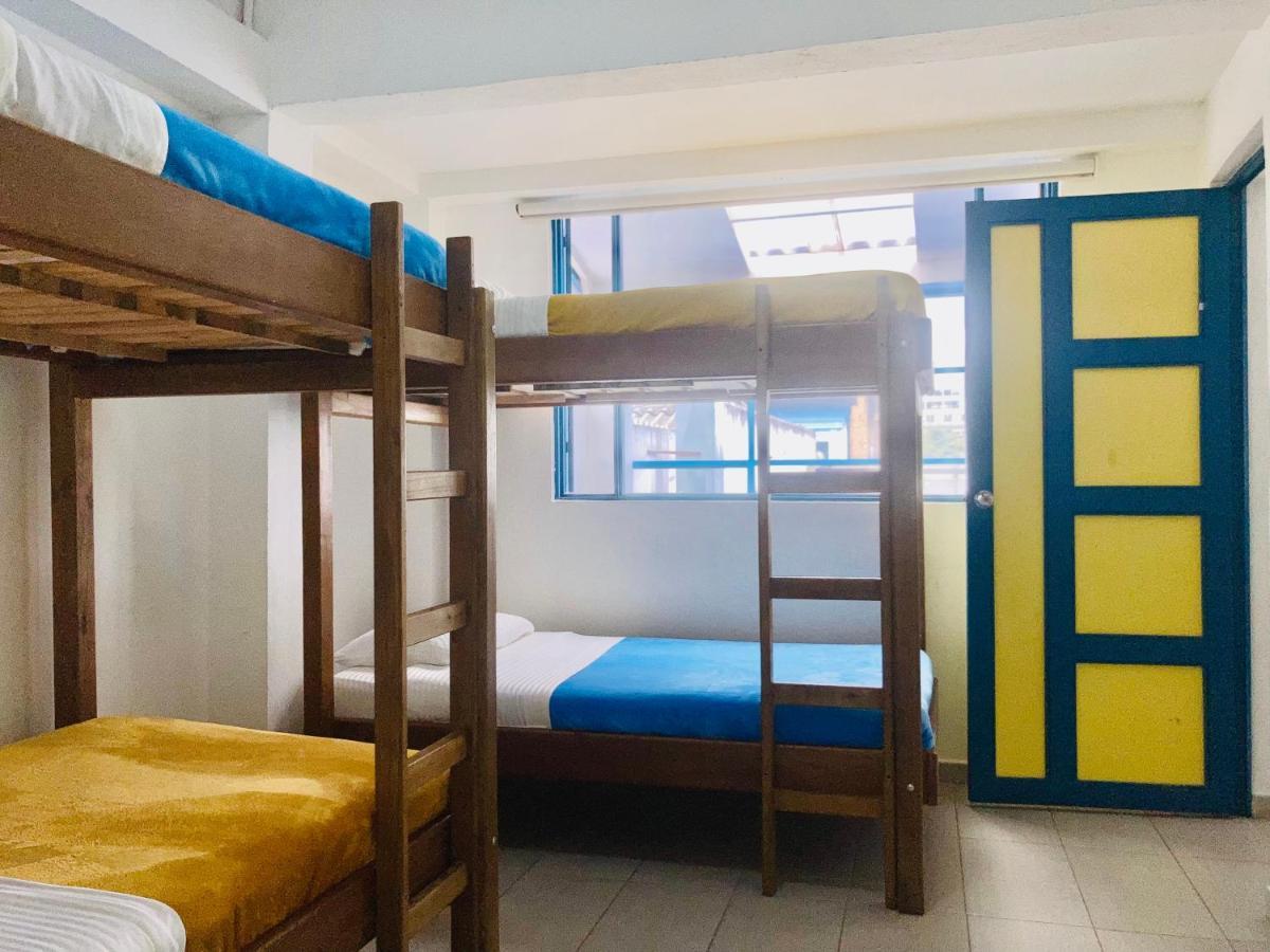 Hostal Casa Lantana La Candelaria Богота Екстер'єр фото
